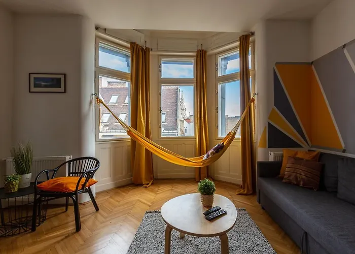 Art Downtown Styled By A Local Designer Apartament *